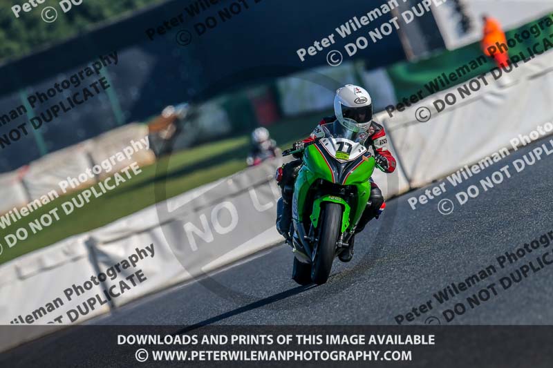 PJM Wedding Photography;enduro digital images;event digital images;eventdigitalimages;mallory park;mallory park photographs;mallory park trackday;mallory park trackday photographs;no limits trackdays;peter wileman photography;racing digital images;trackday digital images;trackday photos